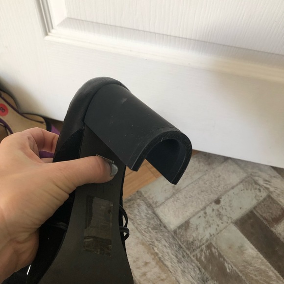 Halston heels black - Picture 7 of 8